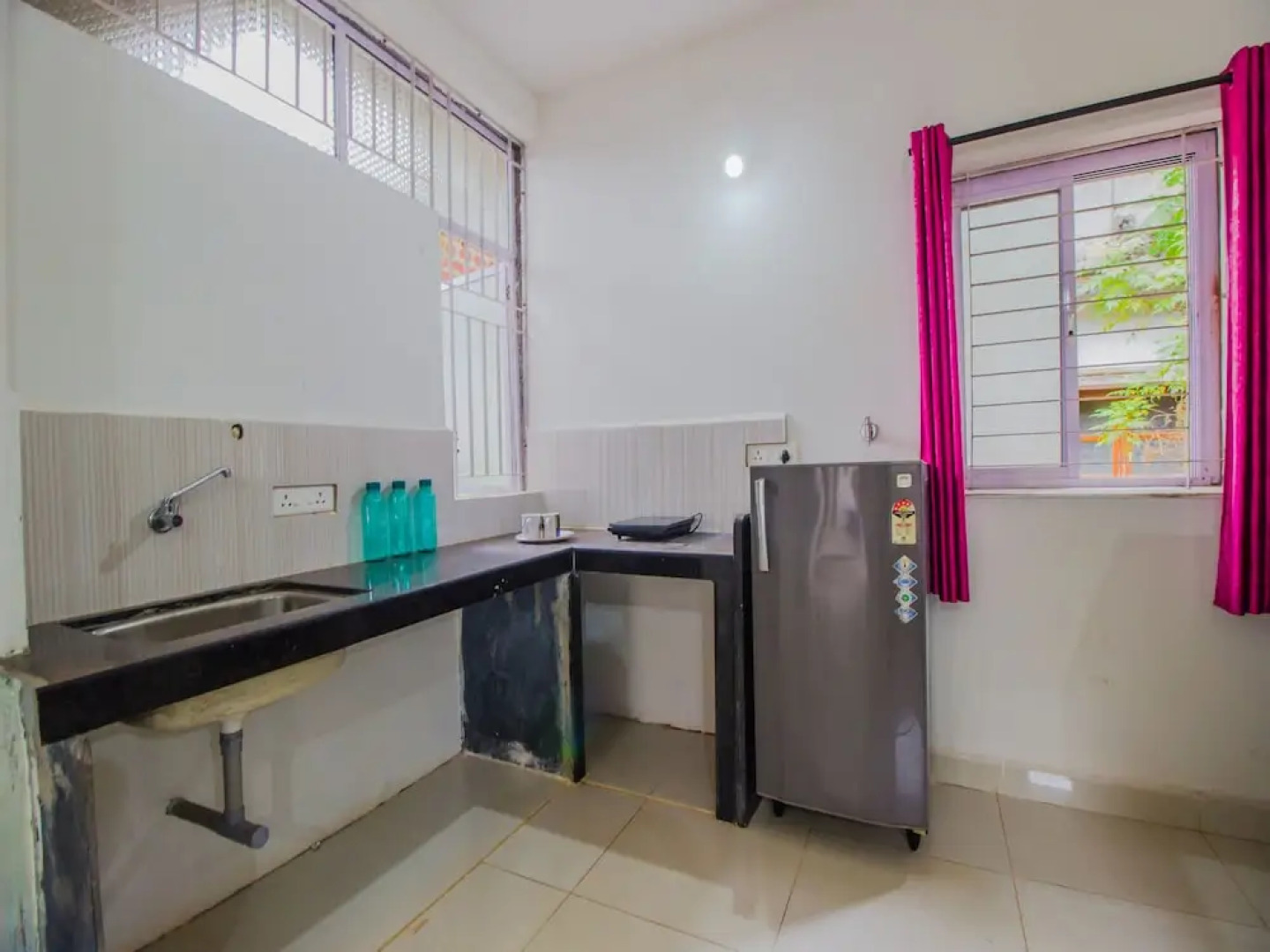 OYO 13098 Home Cozy Studio Near Uddo Beach