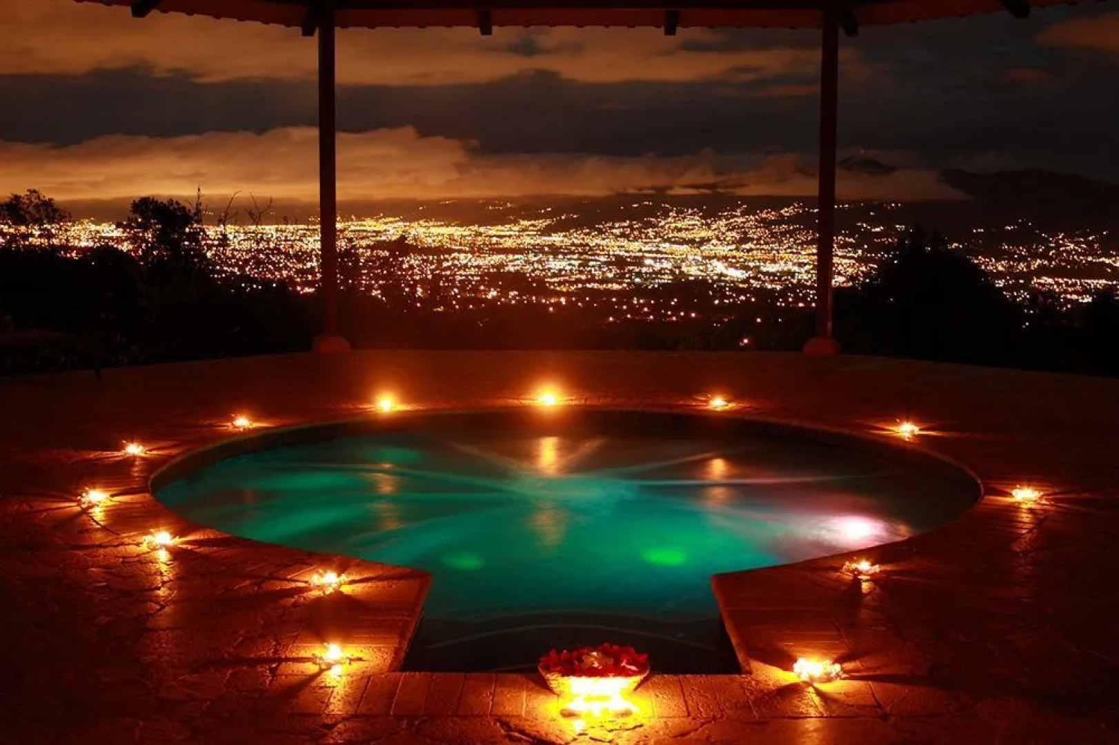 Pura Vida Retreat & Spa