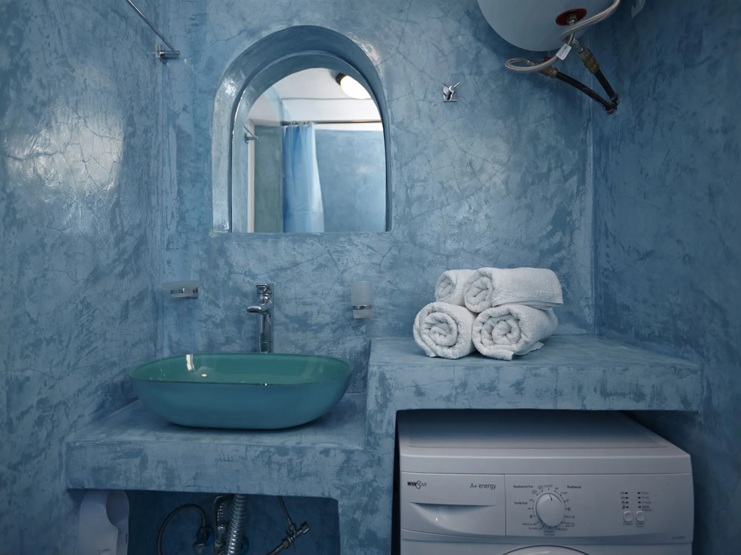 Loukas & Emma Eco Houses