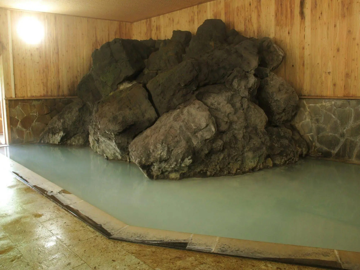 Highland Hotel Sansou