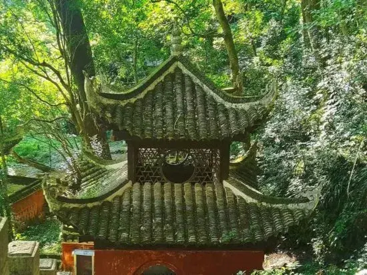 Huangping Feiyang Hotel (County Government Bus Station Branch)