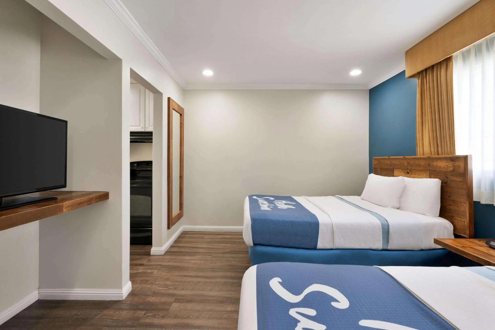 Days Inn and Suites San Diego SDSU