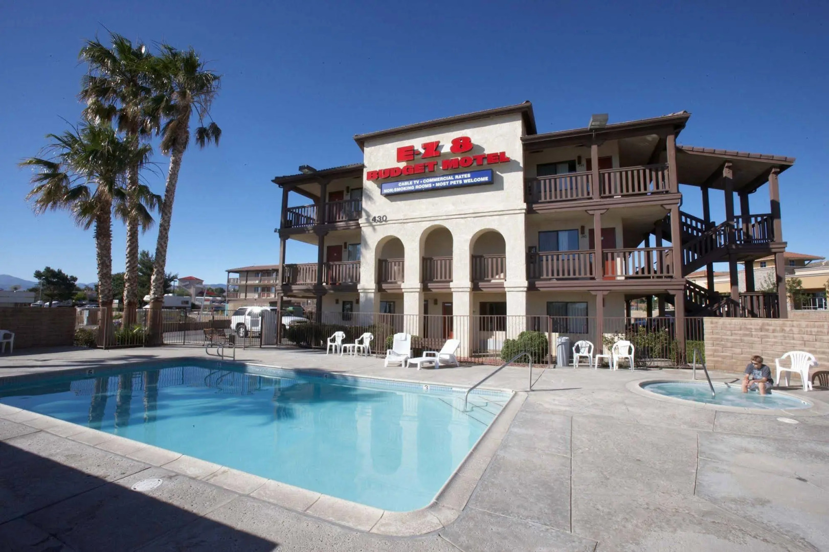 Palms Inn & Suites