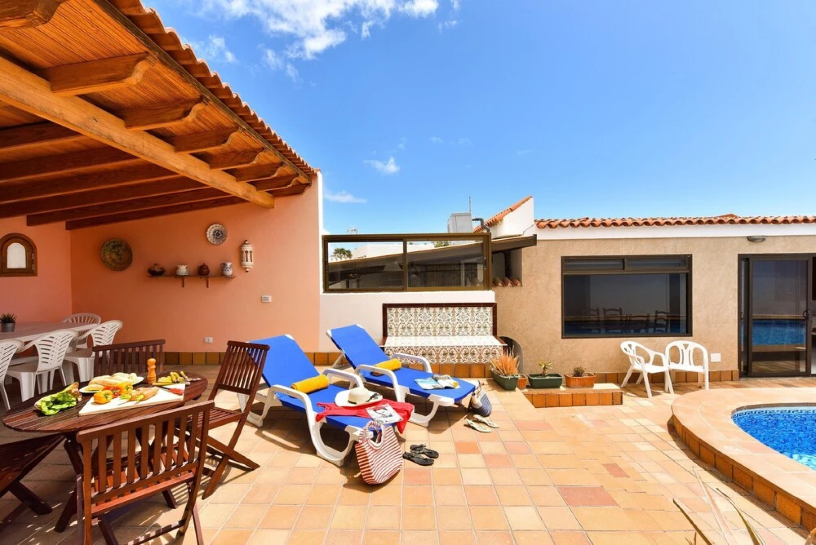 Casa La Marina Playa del Hombre NR With Pool