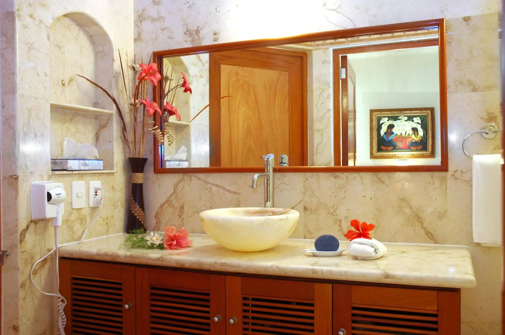 Porto Playa Condo Hotel & Beachclub