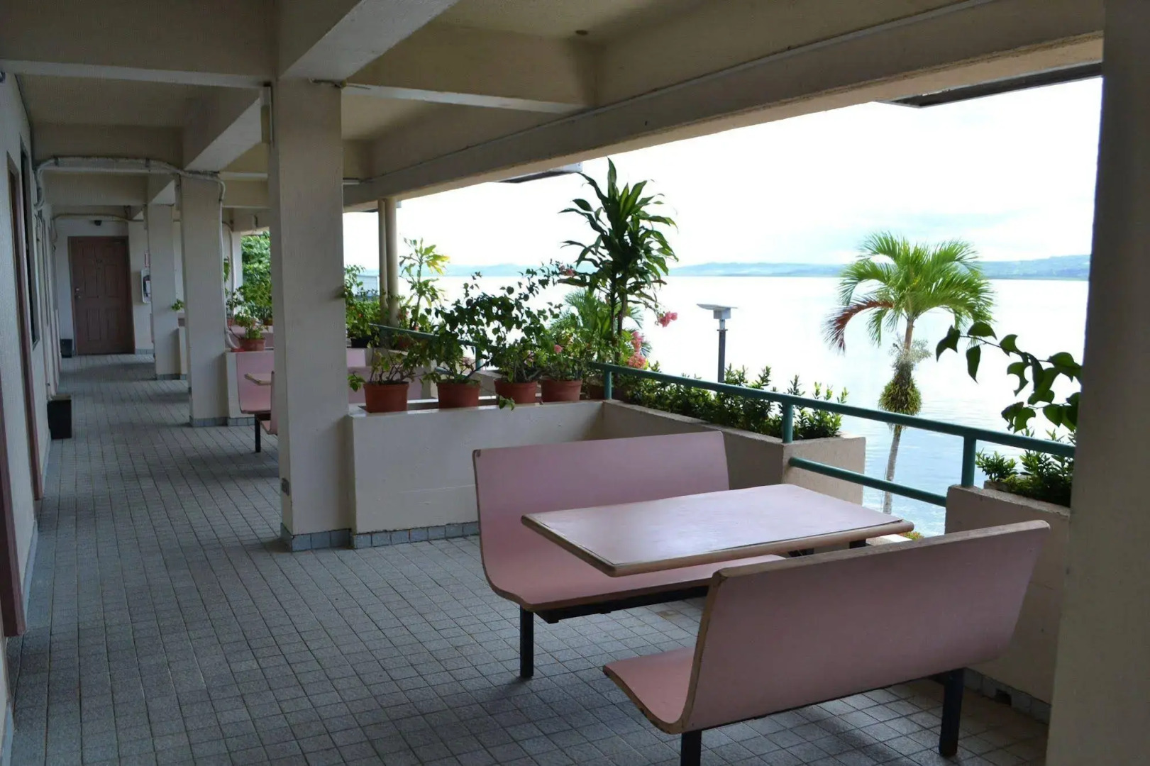 West Plaza Hotel by the Sea
