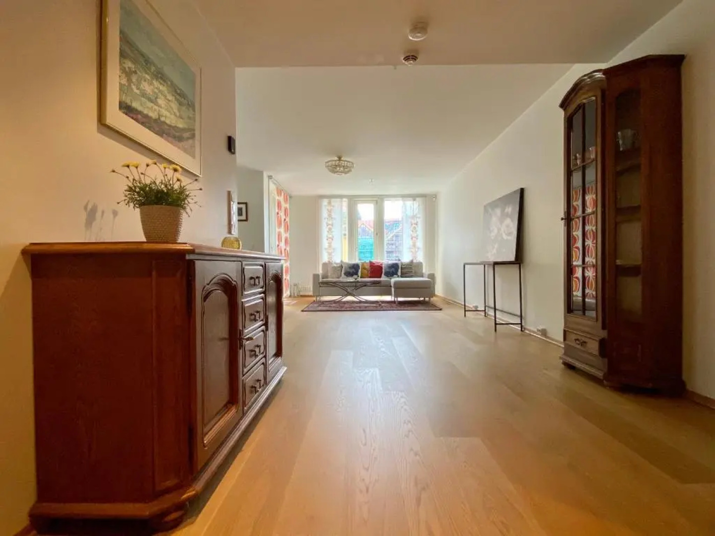 Eksklusiv & idyllisk leilighet i Sandvikensjøfront