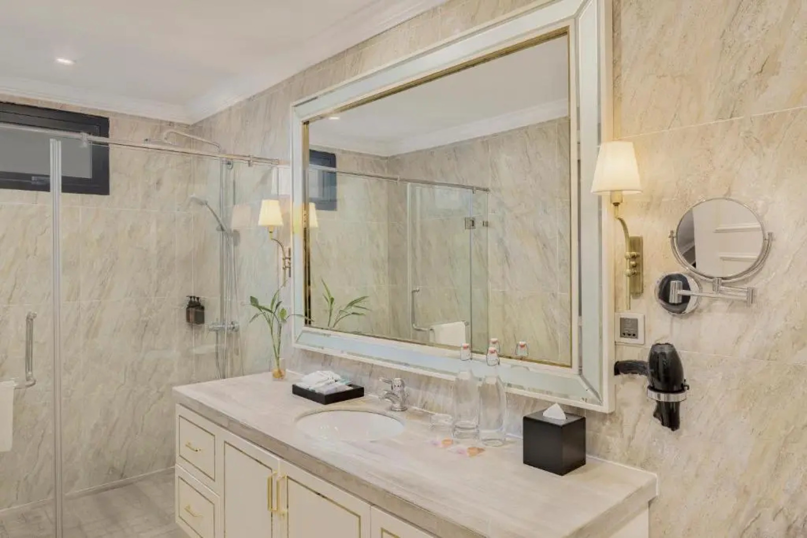 Vinpearl Cua Hoi, Affiliated by Meliá