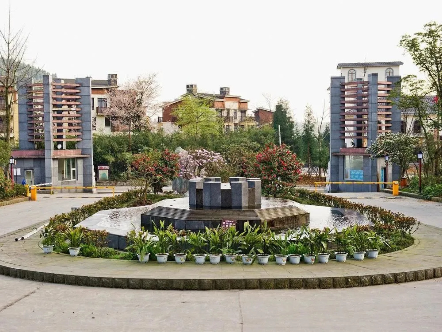 Emeishan Huasheng Spa Hotel