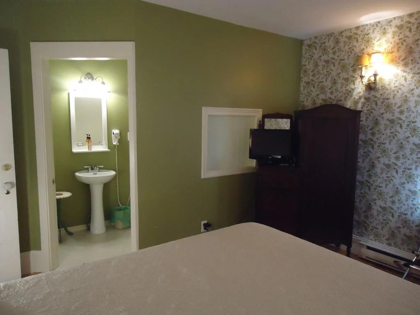 La Louisianne Bed & Breakfast