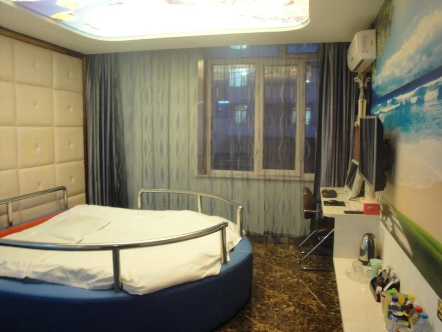 Mango Theme Hotel (Mudanjiang No. 4 Middle School)