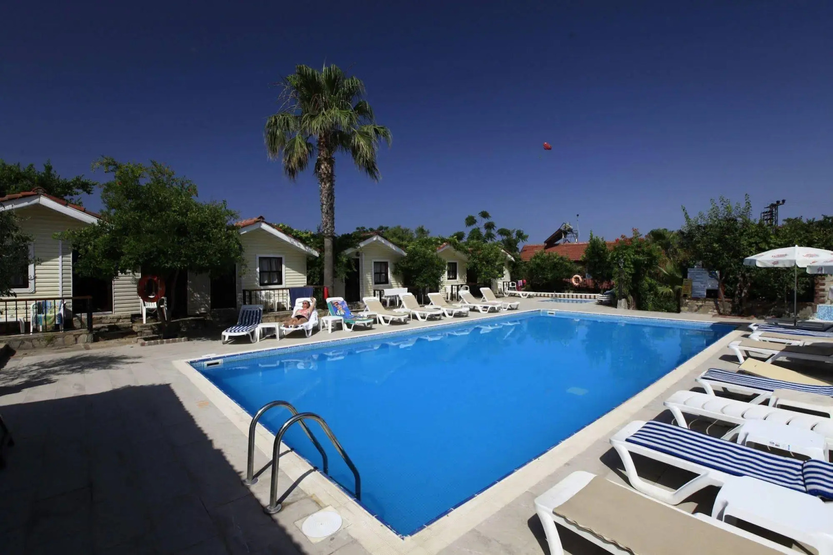 Отель Leda Beach