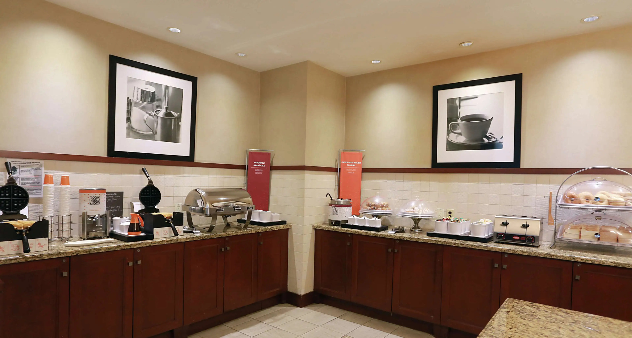 Hampton Inn & Suites by Hilton Laval