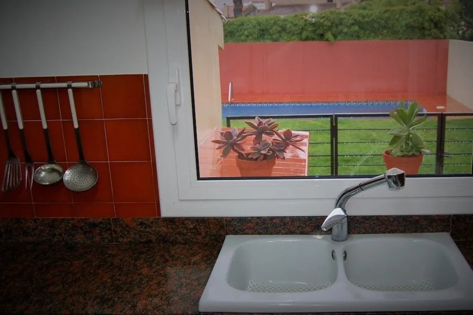 Casa a 15 minutos de la playa, con jardin privado y piscina