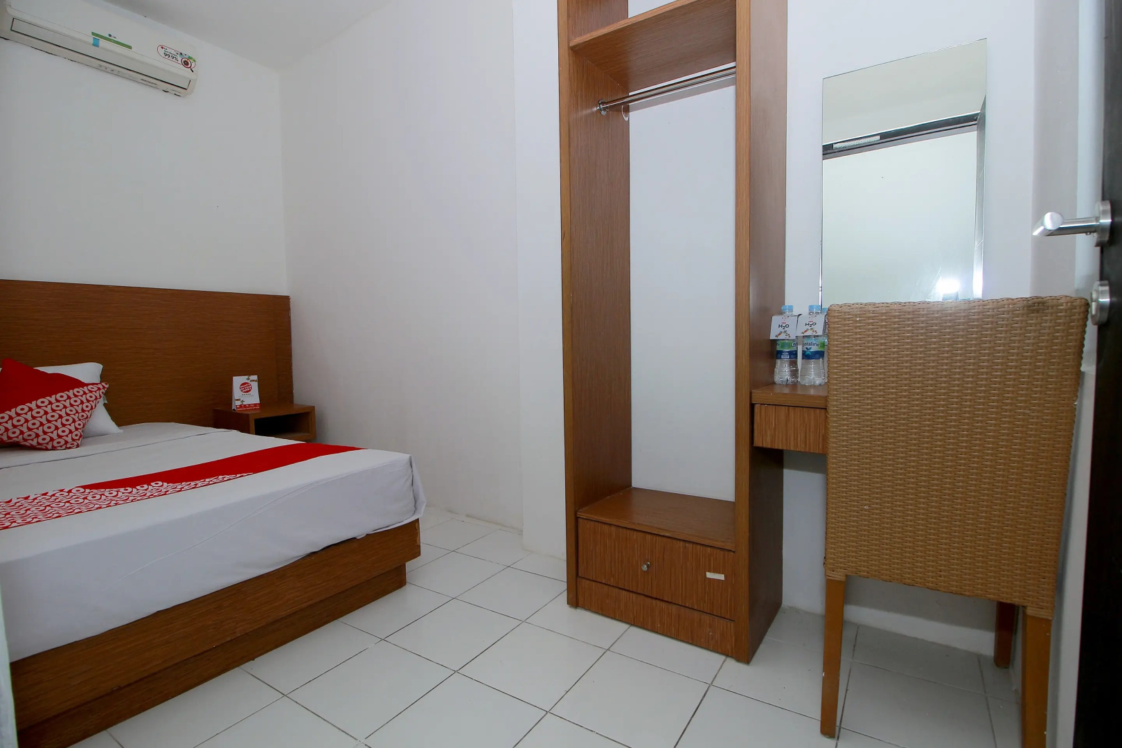 Hotel O Jati Exclusive Homestay