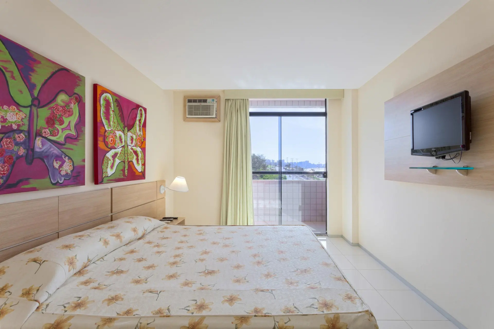 PraiaBella Hotel