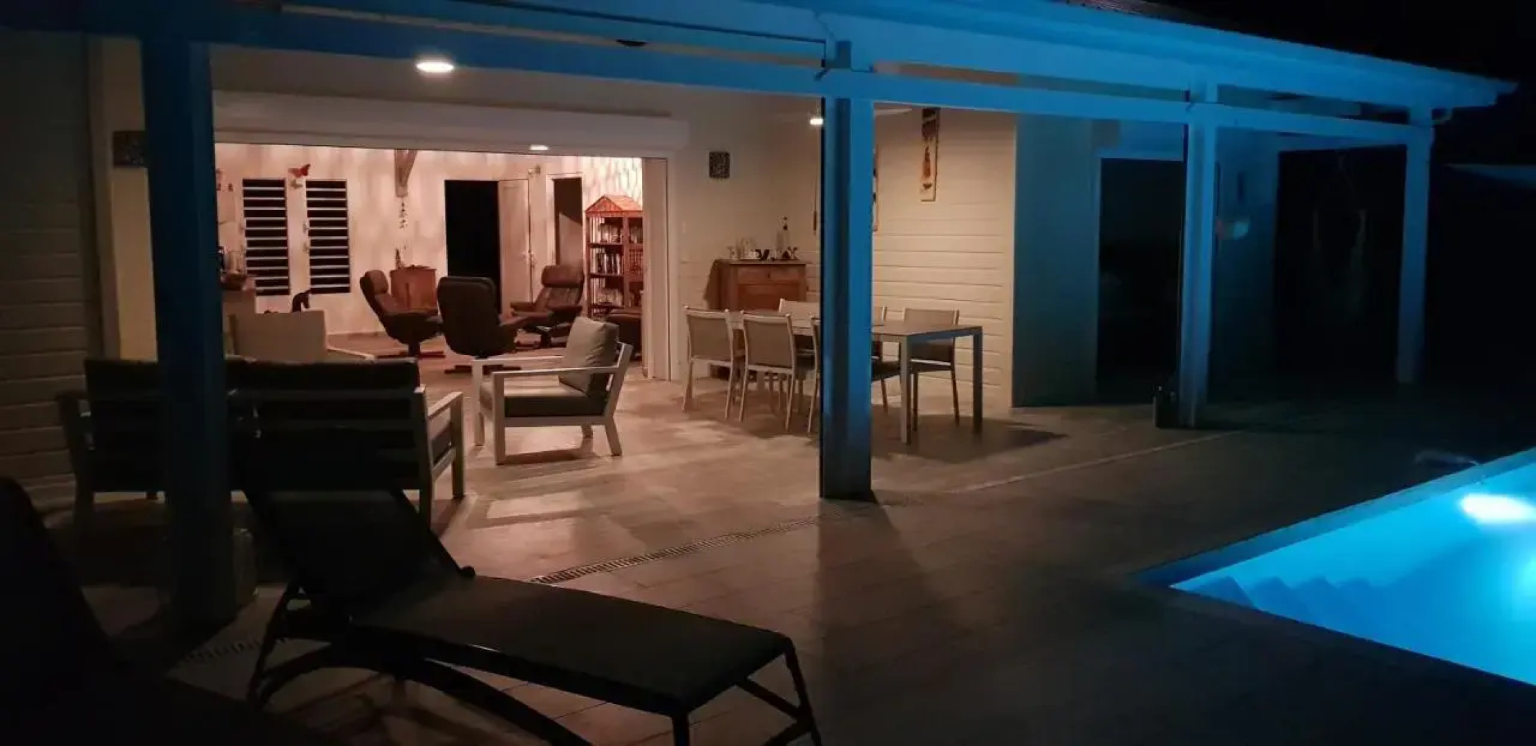 La VI la Bel