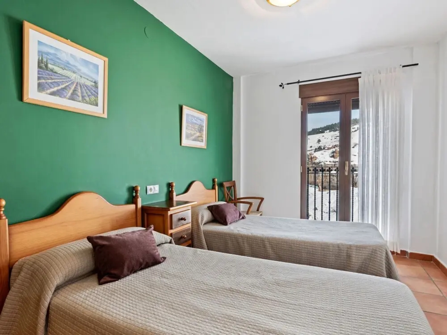 Charming Apartment in Gudar With Terrace