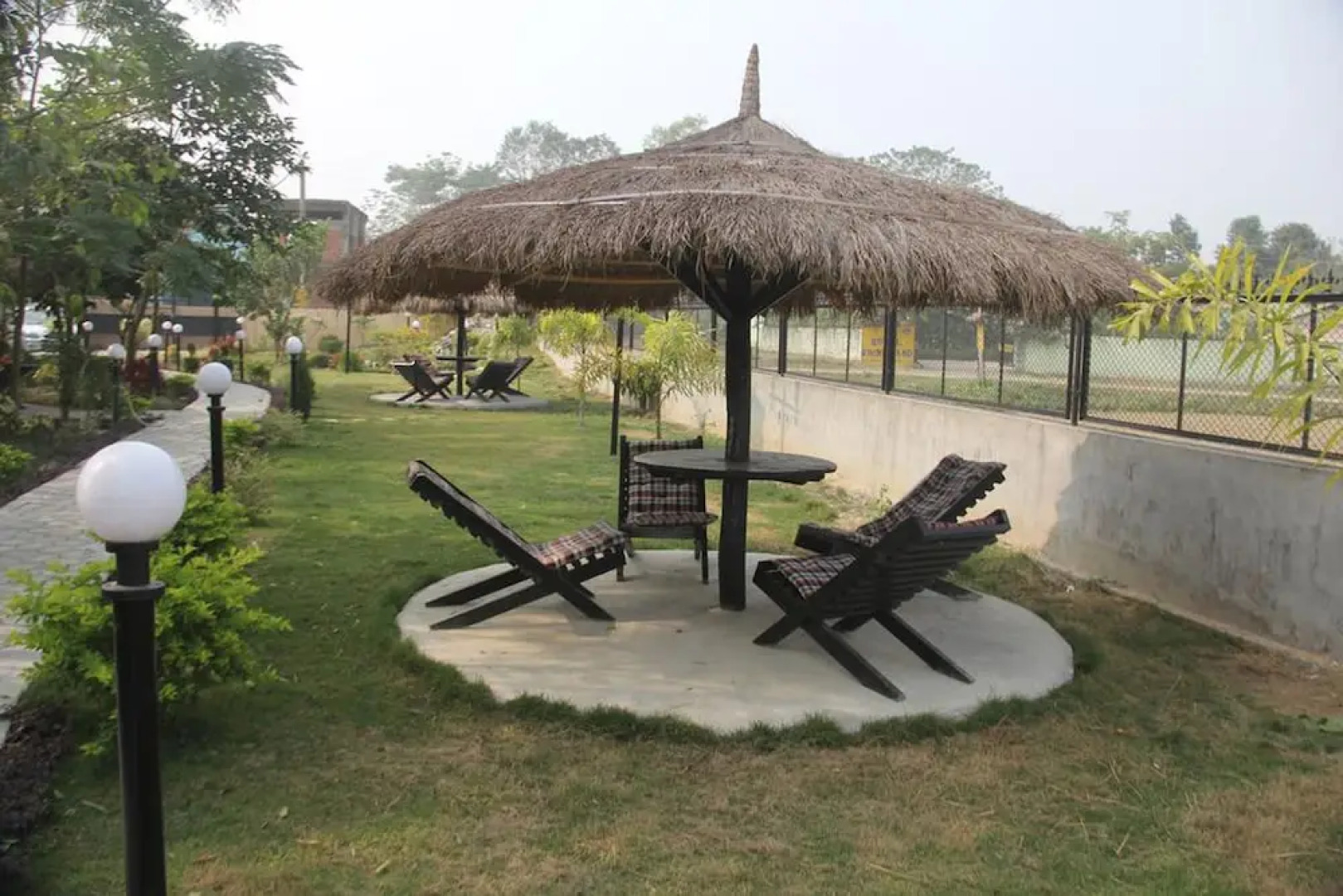 Motherland Resort Sauraha