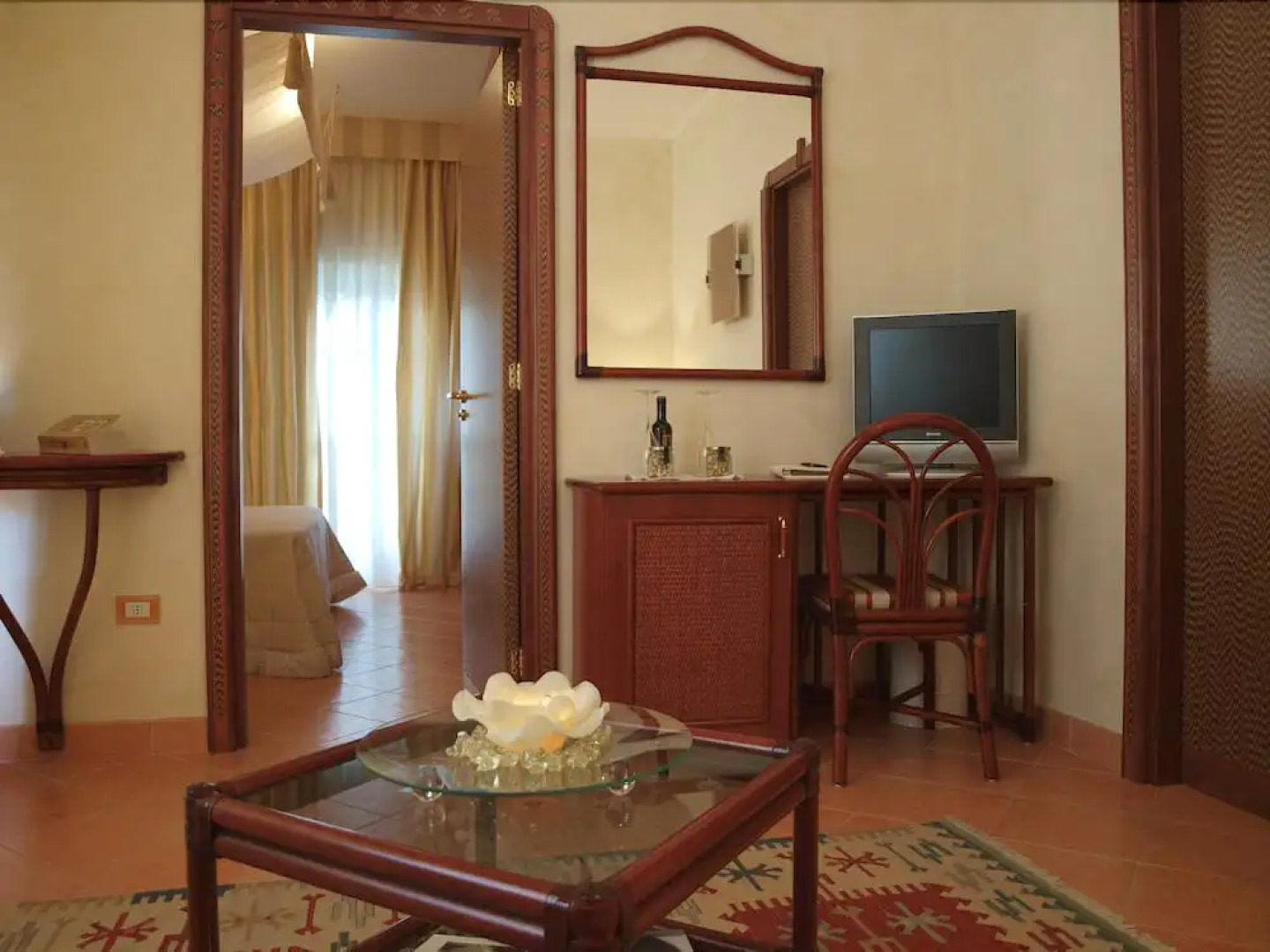 Hotel Baia dei Faraglioni