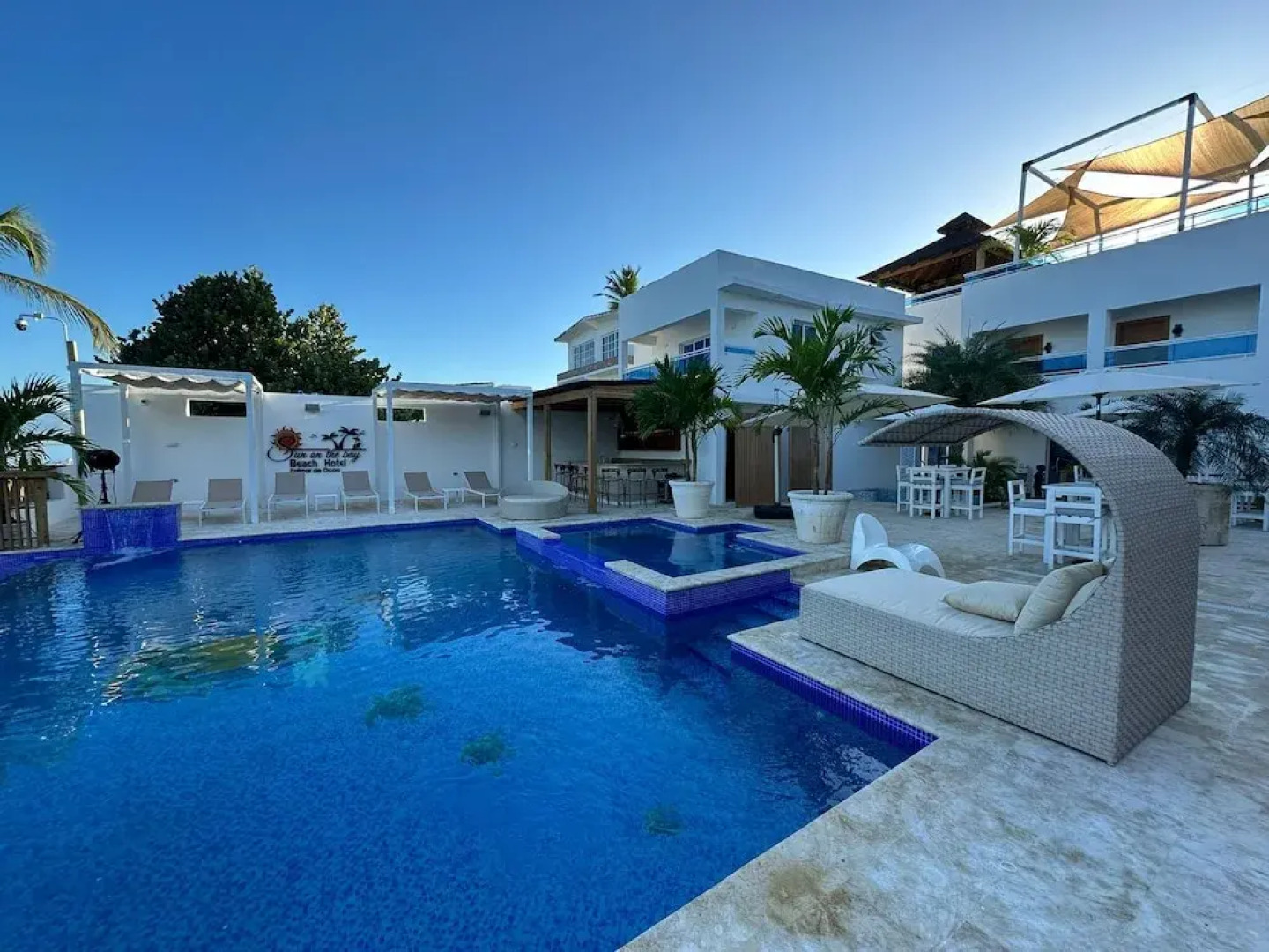 Sun on the bay beach hotel