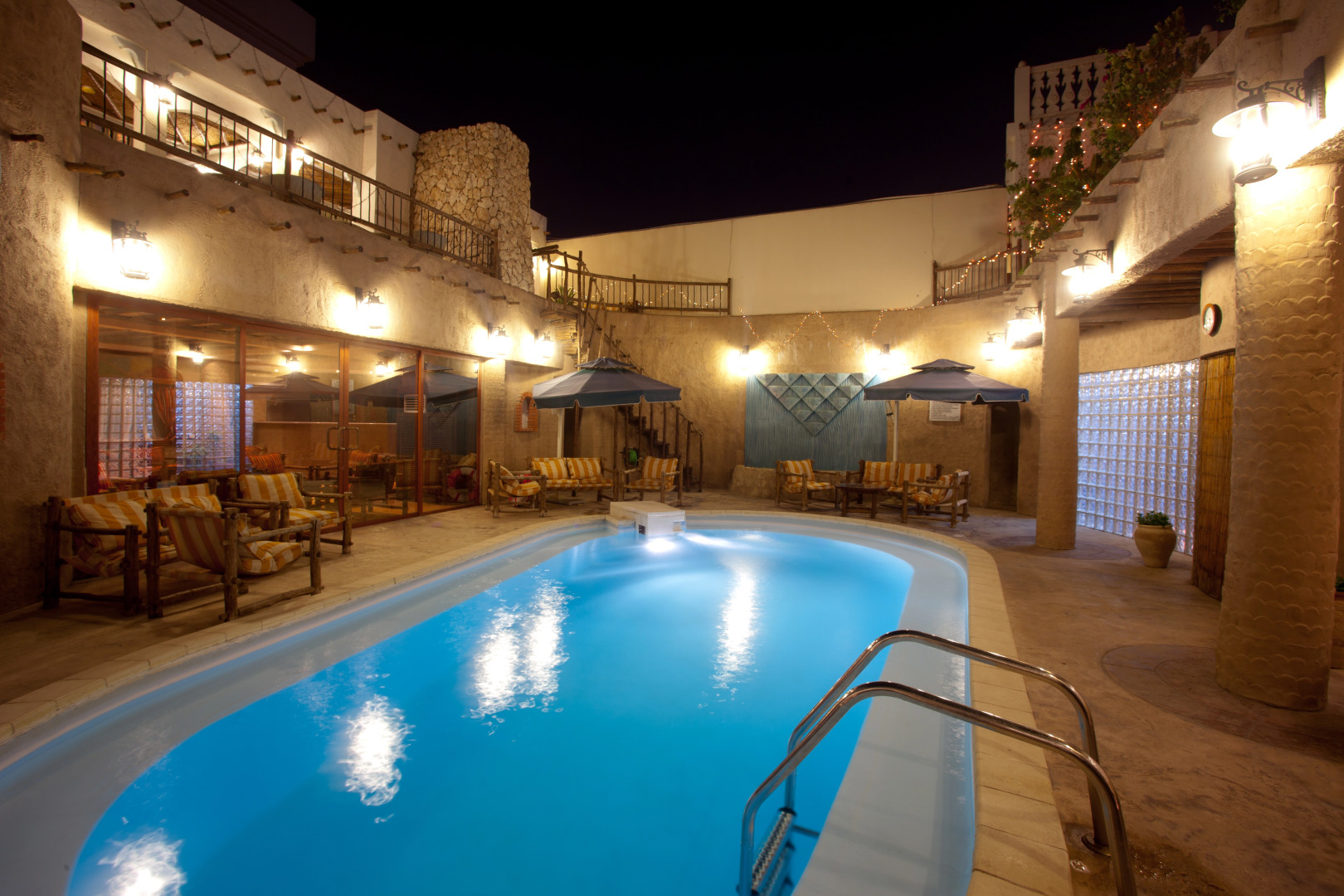 Al Liwan Suites