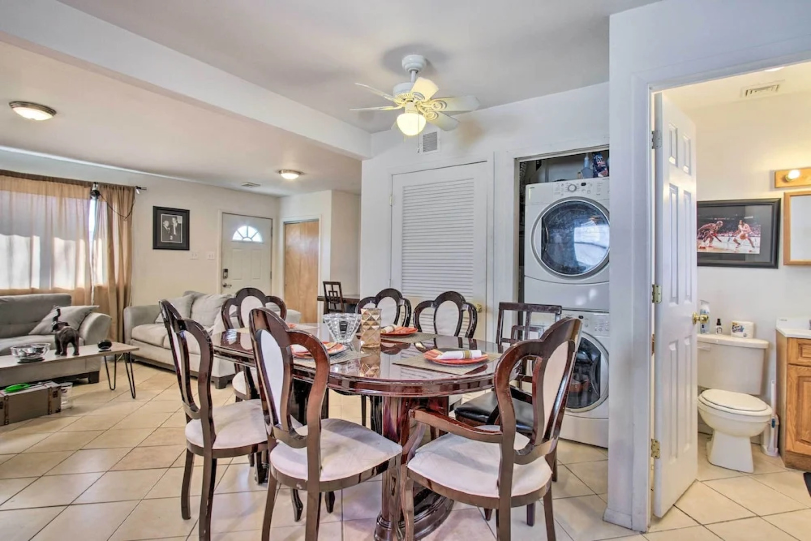 House w/ Pellet Smoker & Grill, 1 Mi to Lake!