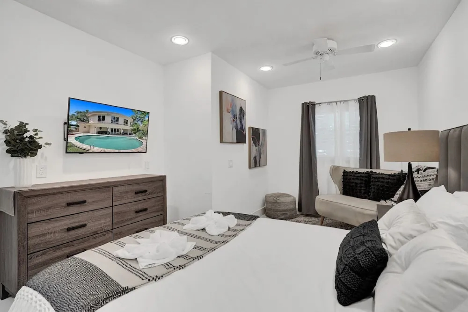 Waterfront 7BR Villa with Heated Pool