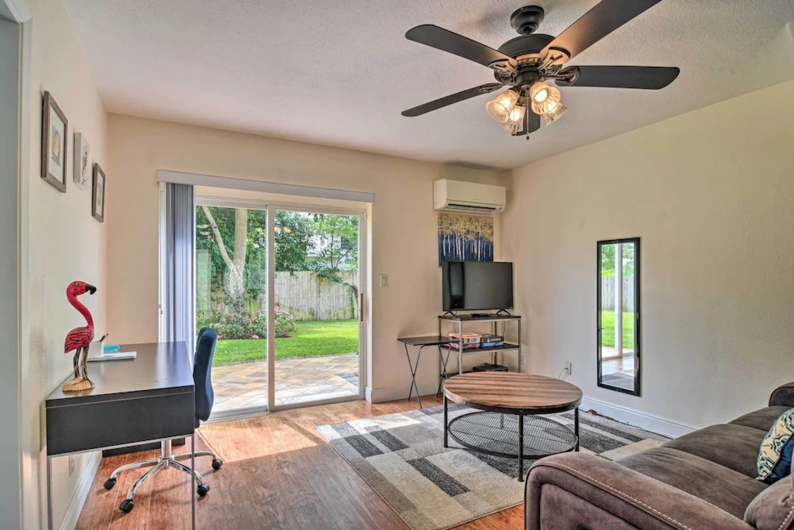 Seminole Home: 1 Mi to Indian Shores Beach!