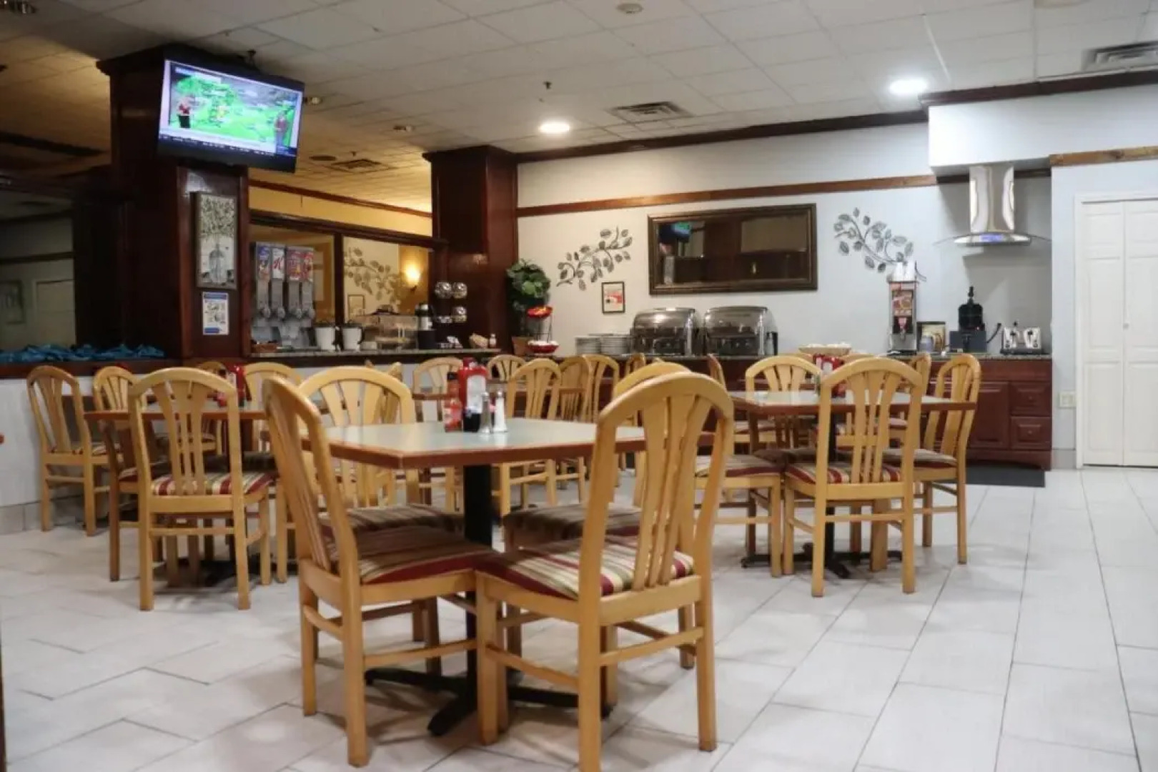 Clarion Hotel & Conference Center Lansing West