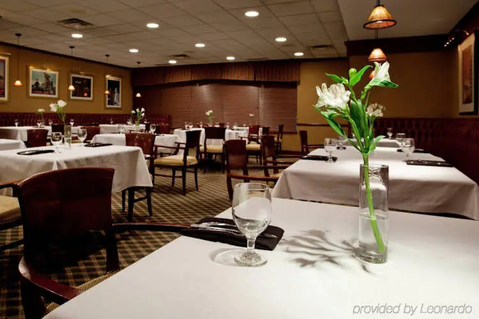 Holiday Inn Cleveland-Airport