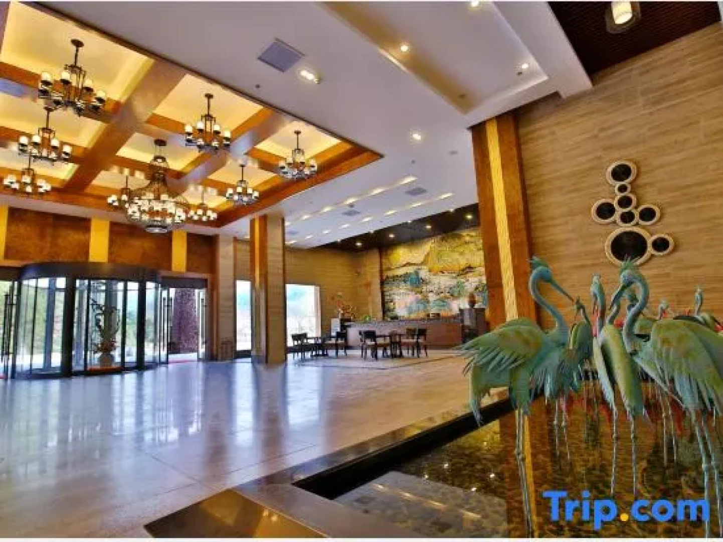 Tiantang Guzhai Holiday Hotel