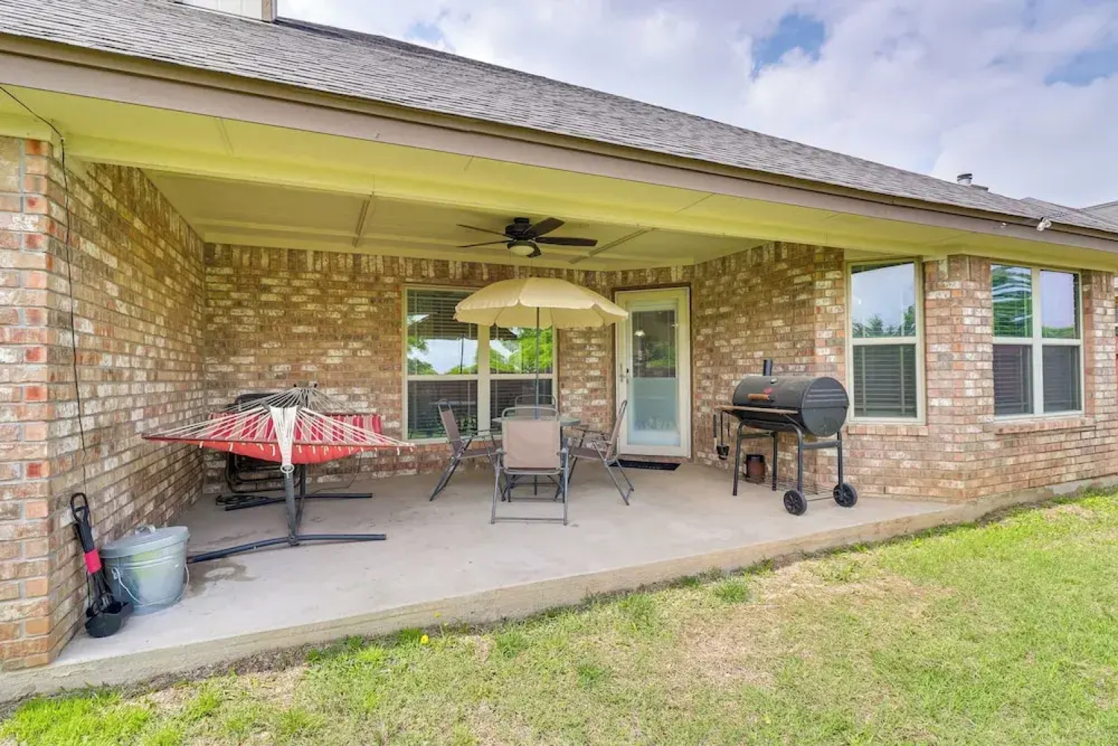 BBQ Ready: Harker Family Retreat w/ Yard!