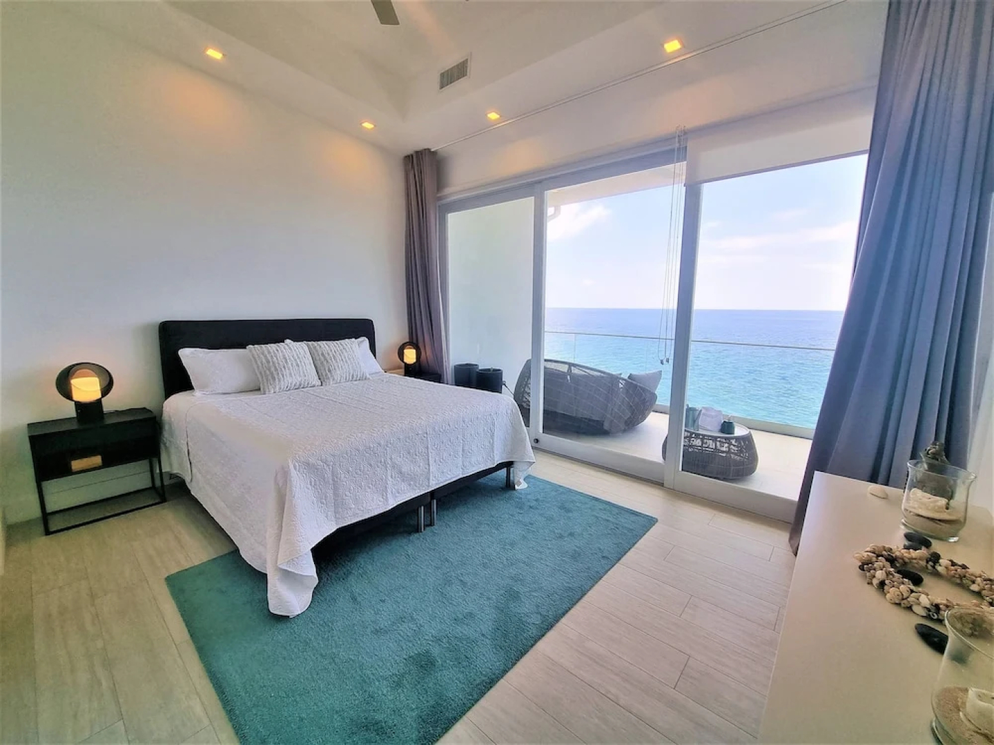 Lighthouse Point Residences