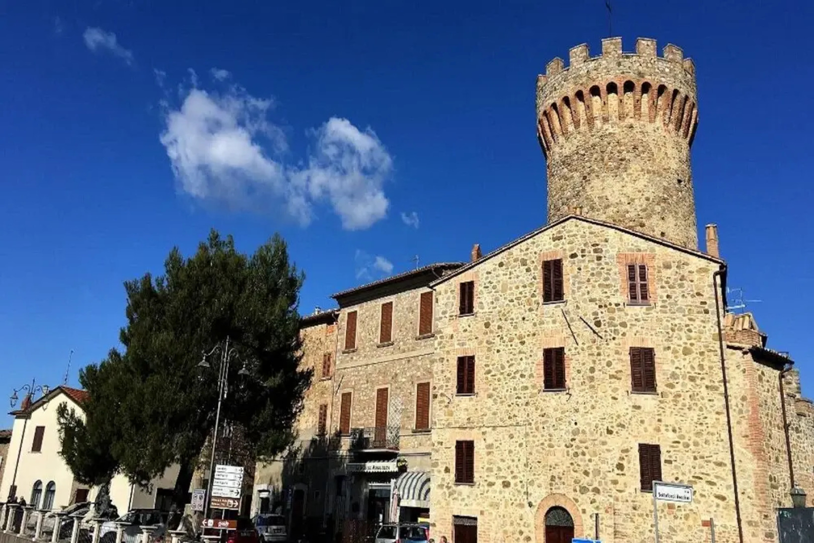 The Tower With Amazing View Shared Pool