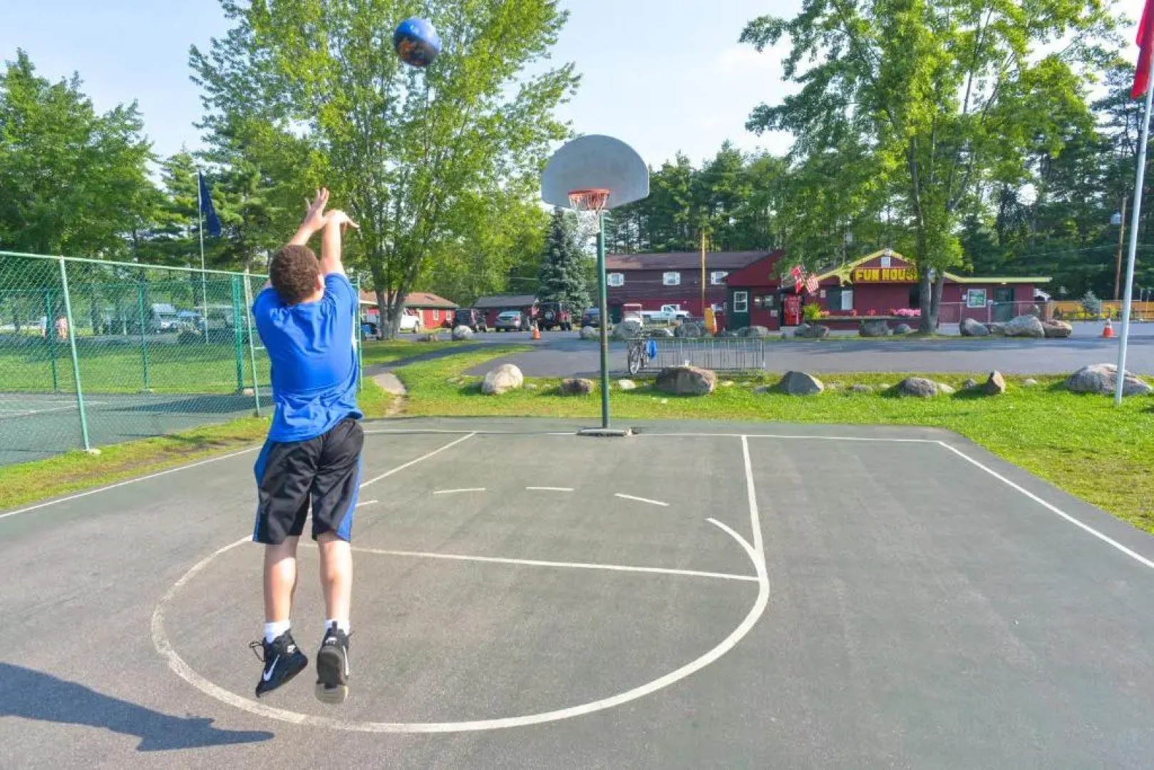 Lake George Escape - Campground