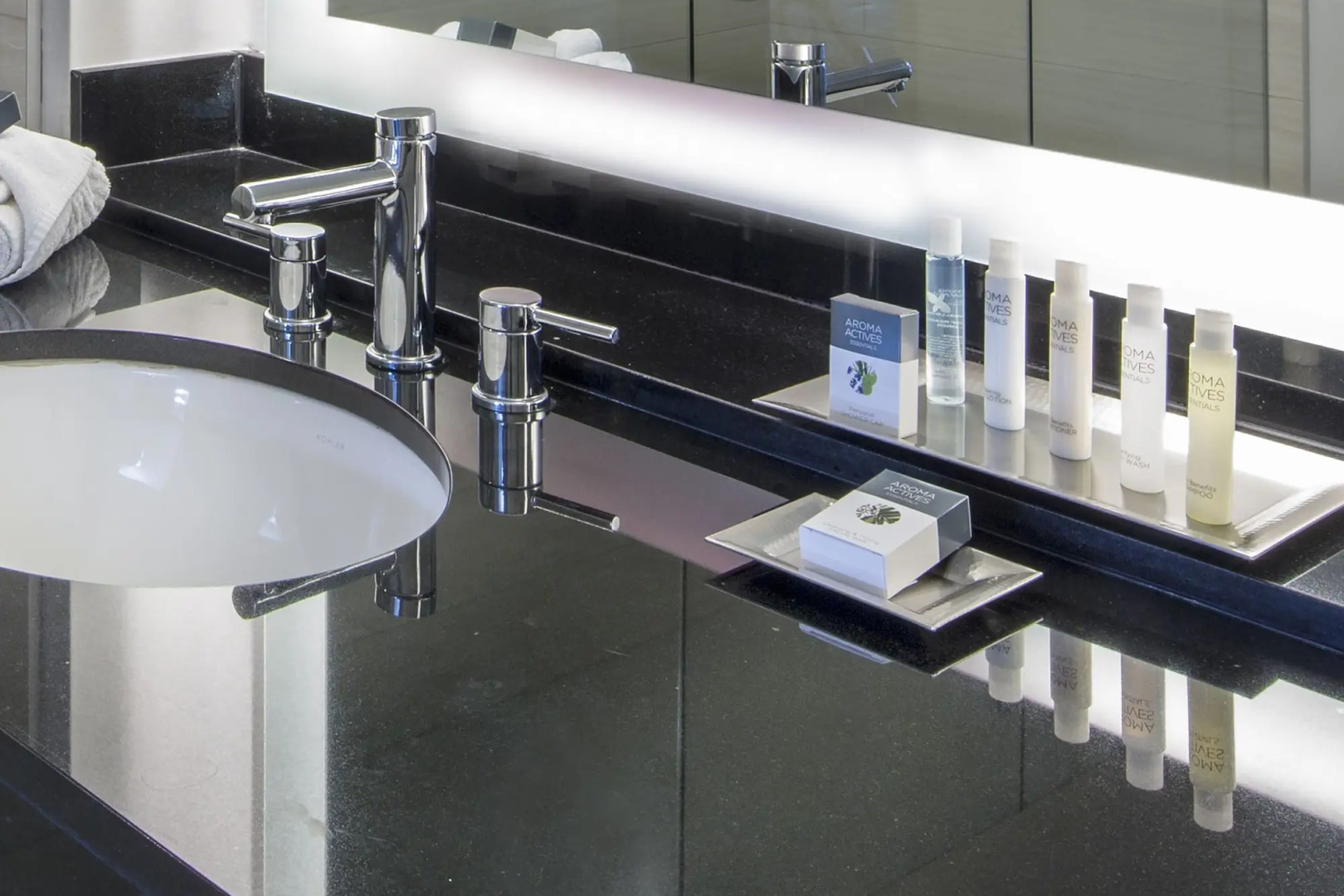 Doubletree by Hilton Newark - Fremont