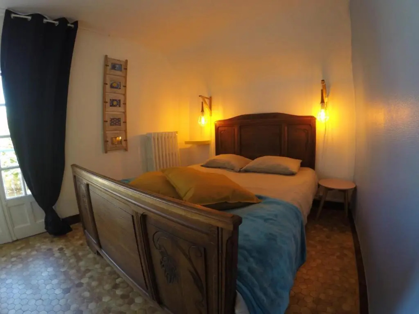 Guest House "Près des Montgolfières"