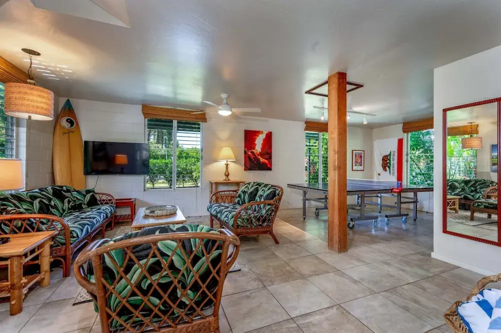 Hale Naninoa 5 Bedroom Home by RedAwning