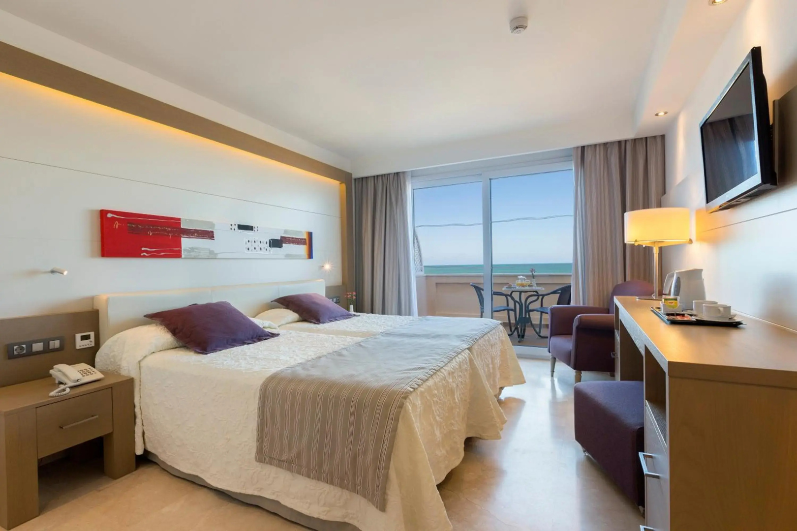 Hipotels Playa La Barrosa - Adults Only