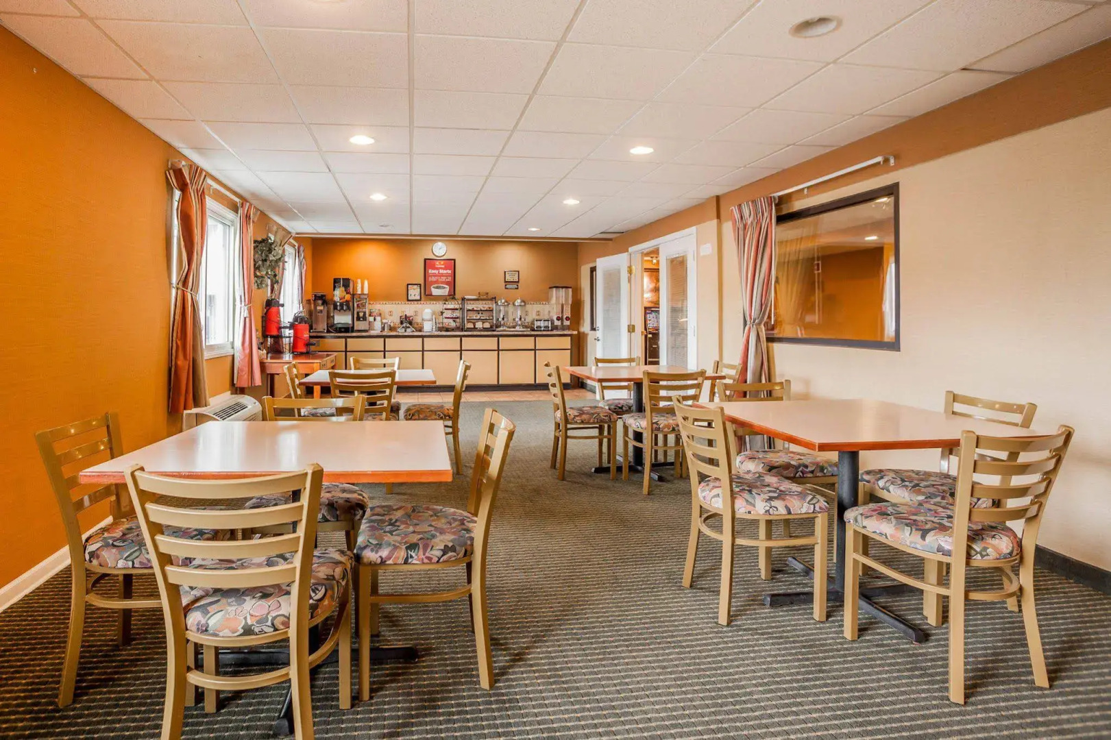 Econo Lodge Milwaukee Airport