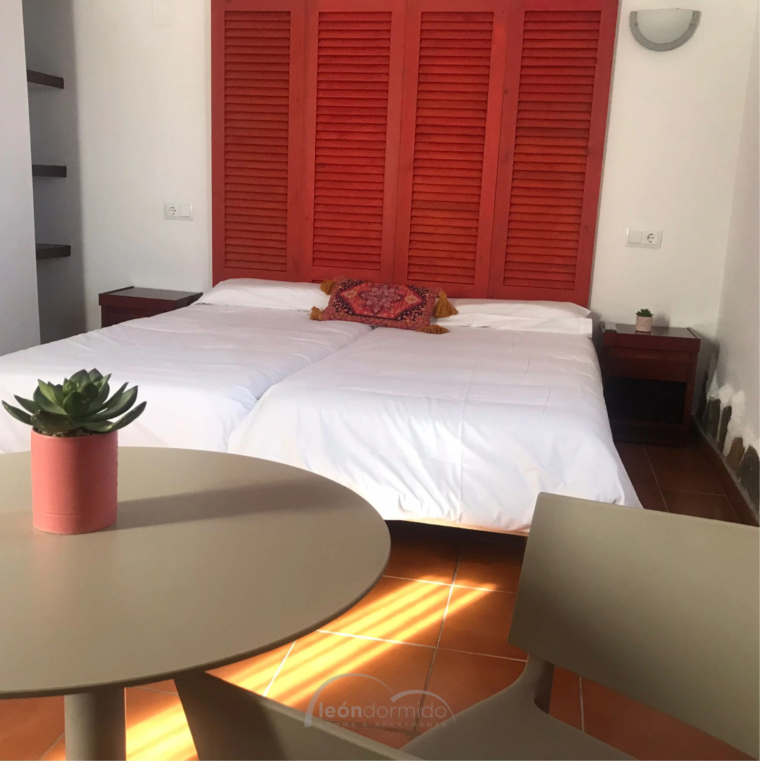 LEON DORMIDO Room & Apartments
