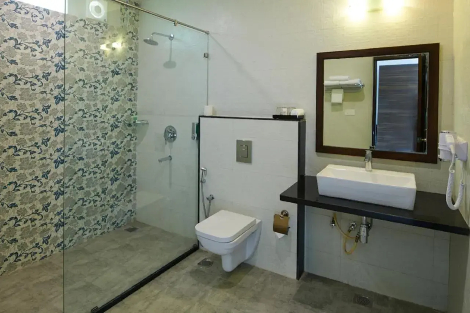 Sterling Palavelli Godavari