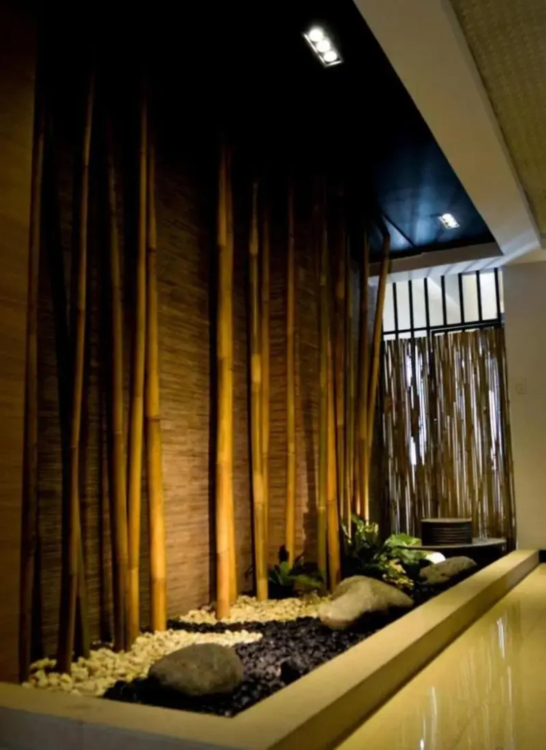 D' Hotel and Suites