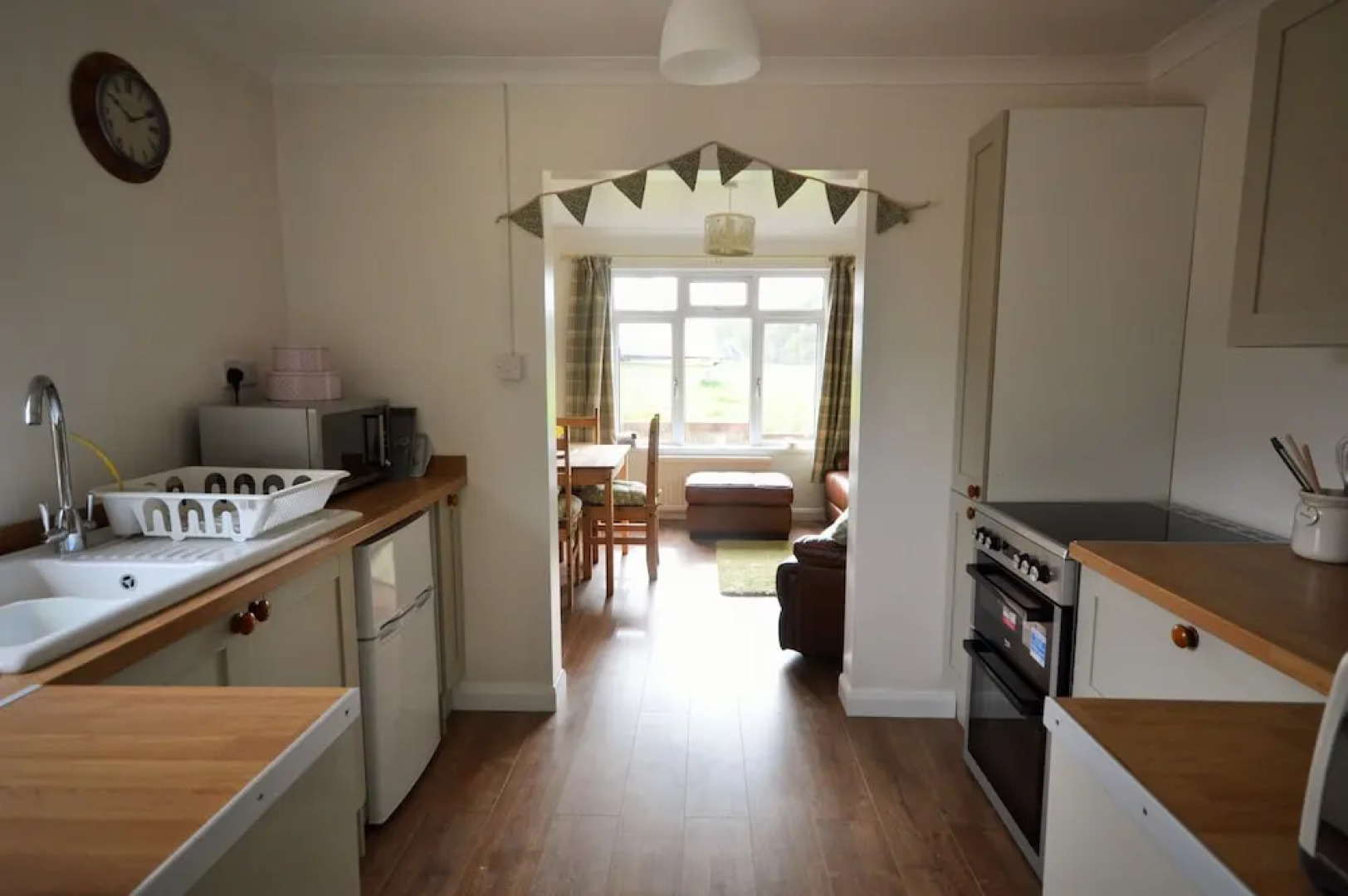 Queen Bower Farm Lodge