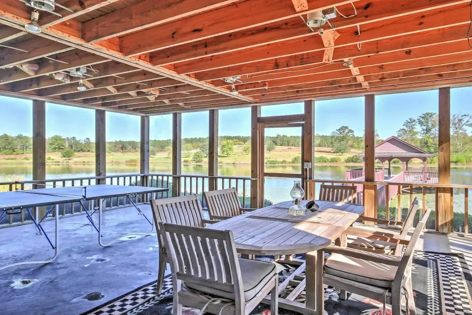 'cottage by the Pond' on Gorgeous Expansive Estate