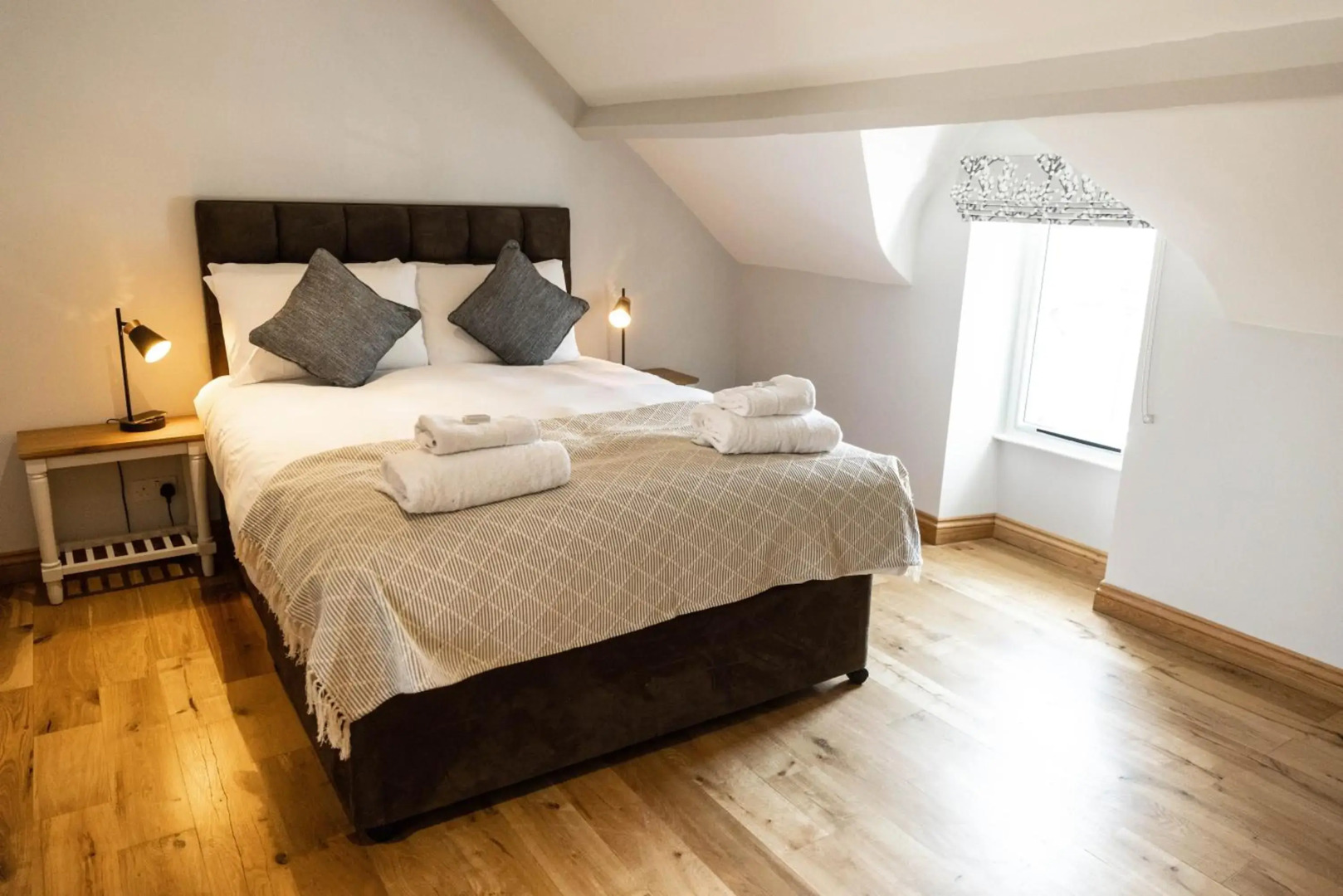 Serviced Guest ApartSuites The Unicorn