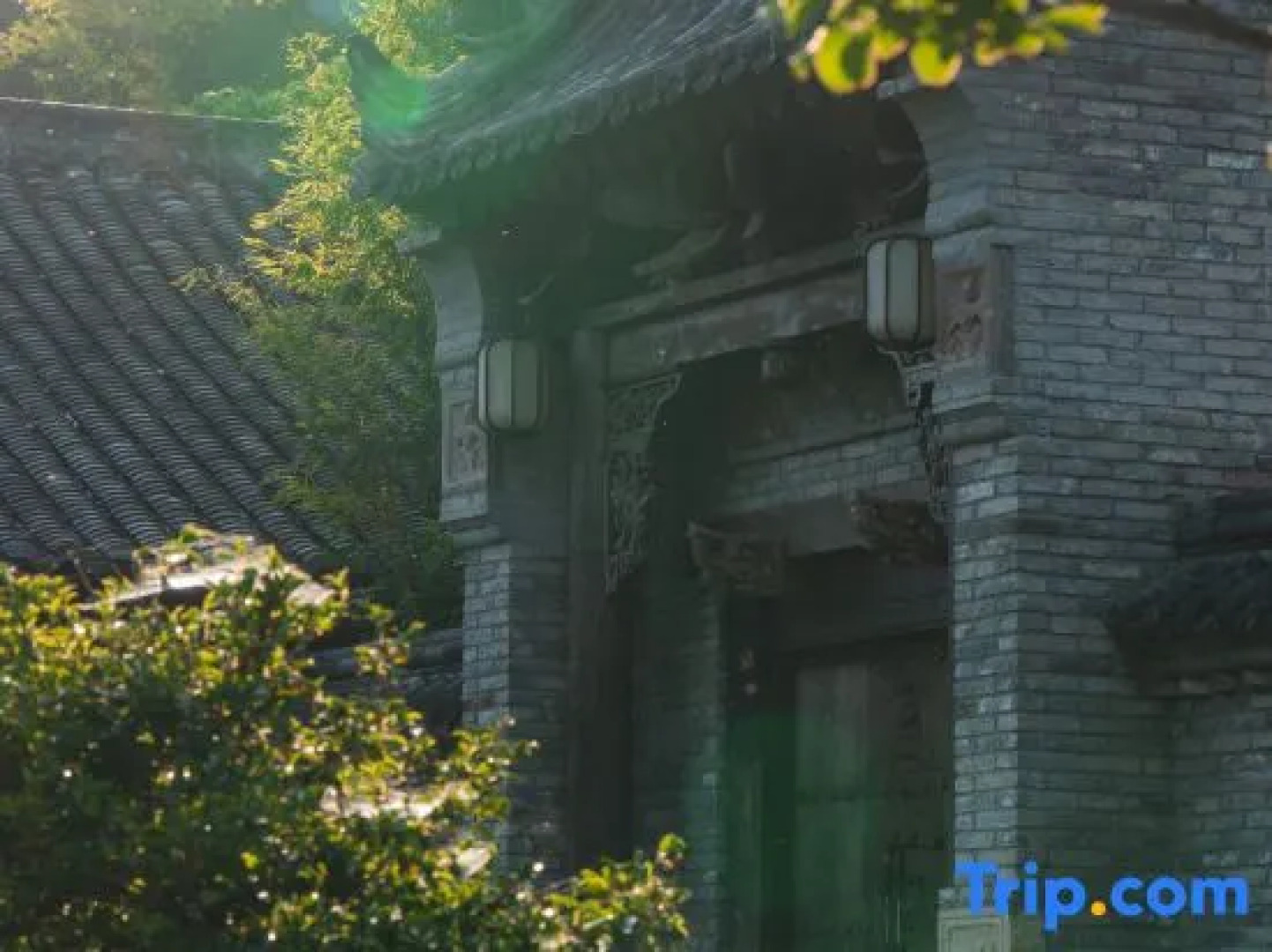 Qujia Courtyard Guesthouse