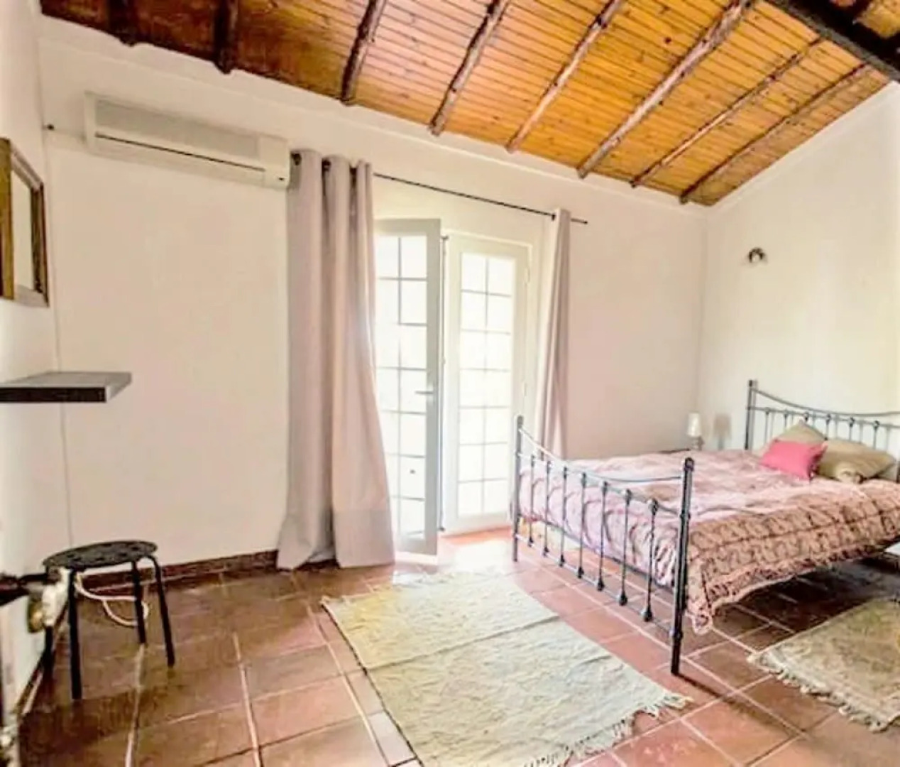 House With 2 Bedrooms in Arraiolos, With Enclosed Garden and Wifi