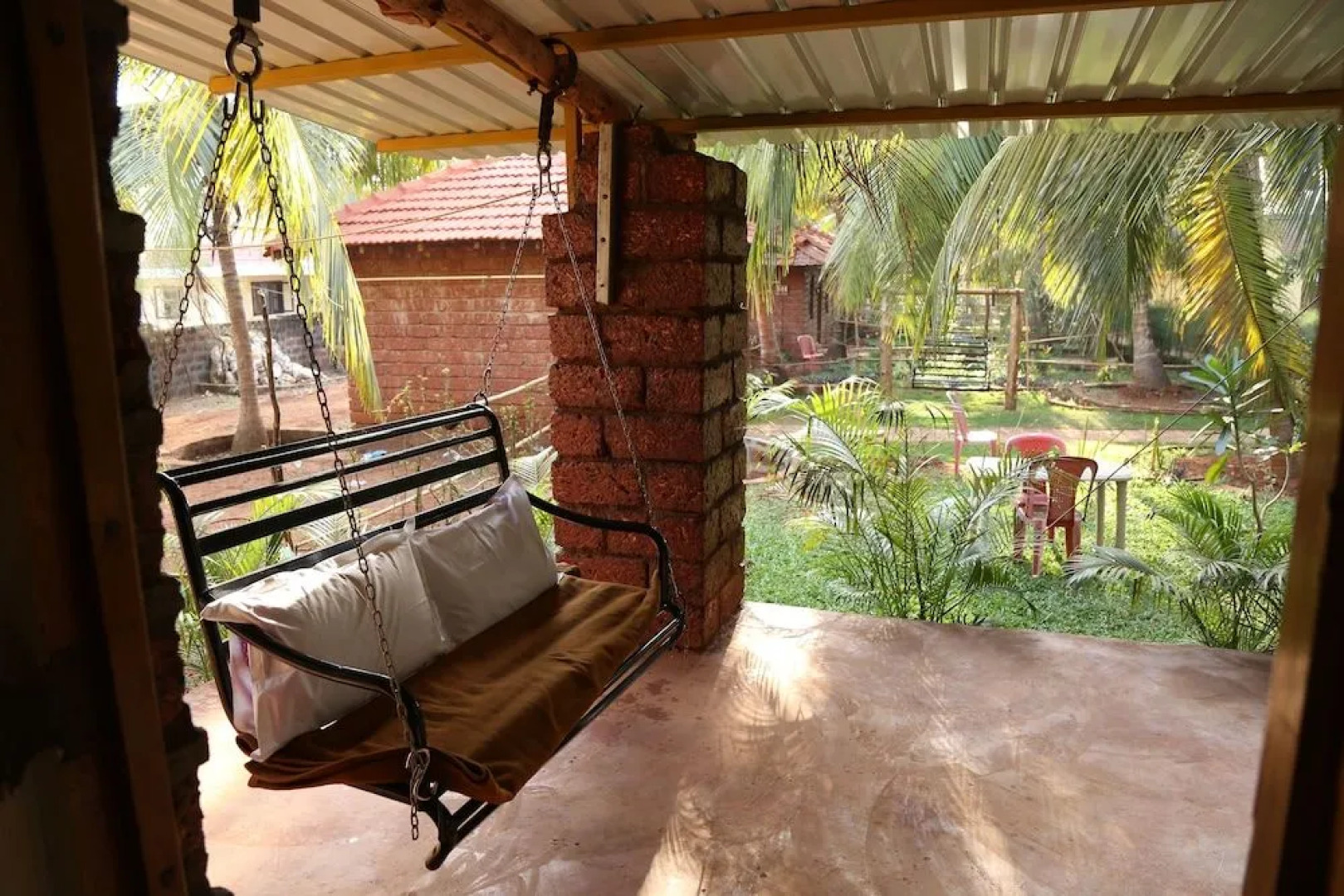 Darya sarang resort & Beer shopee